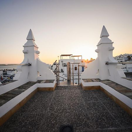 Hostal Ferreira Conil De La Frontera Exterior foto