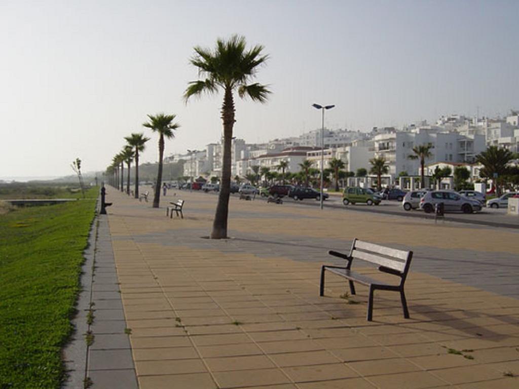 Hostal Ferreira Conil De La Frontera Exterior foto